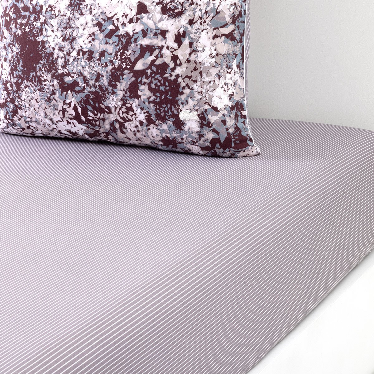 Drap housse en satin de coton lavé, L OMBRE multicolore, LACOSTE HOME