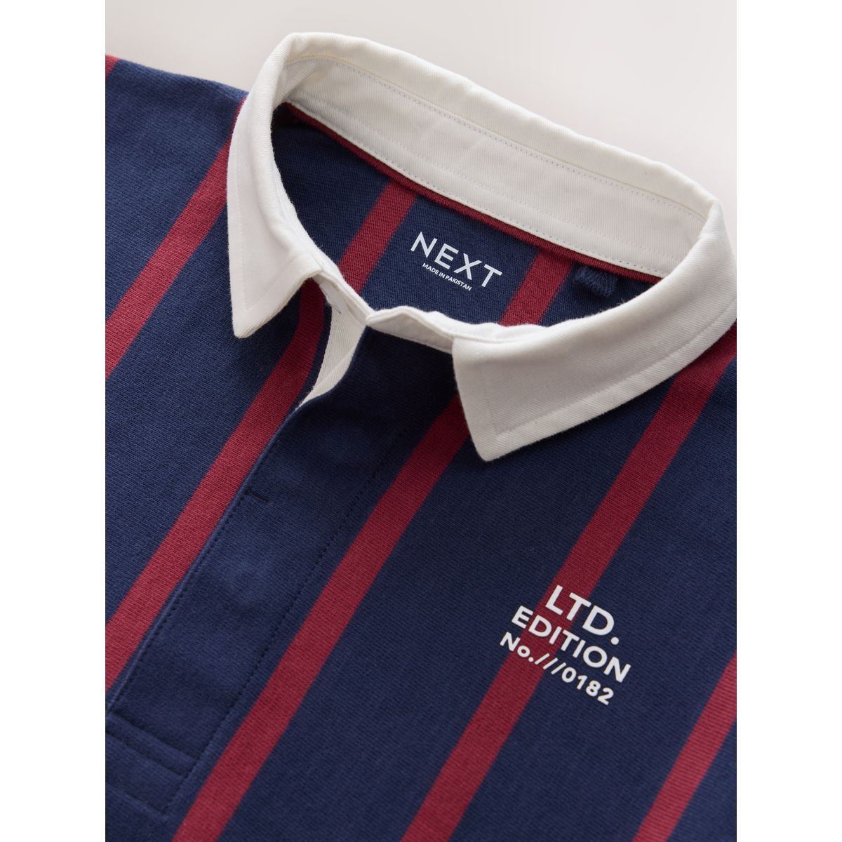 Polo style rugby bande verticale, NEXT