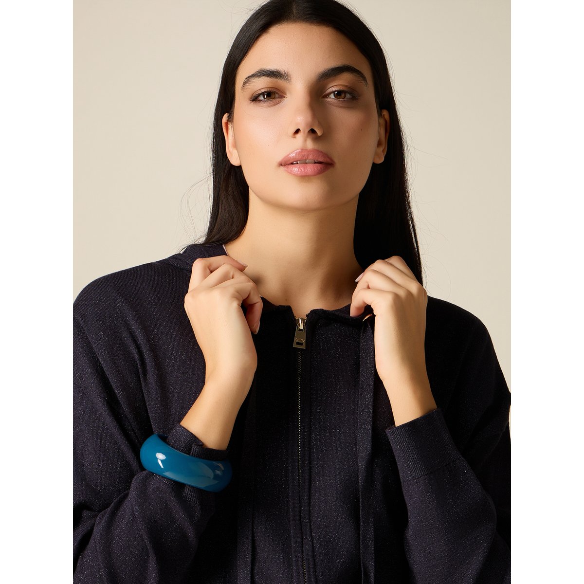 Sweat à capuche bleu, OLTRE