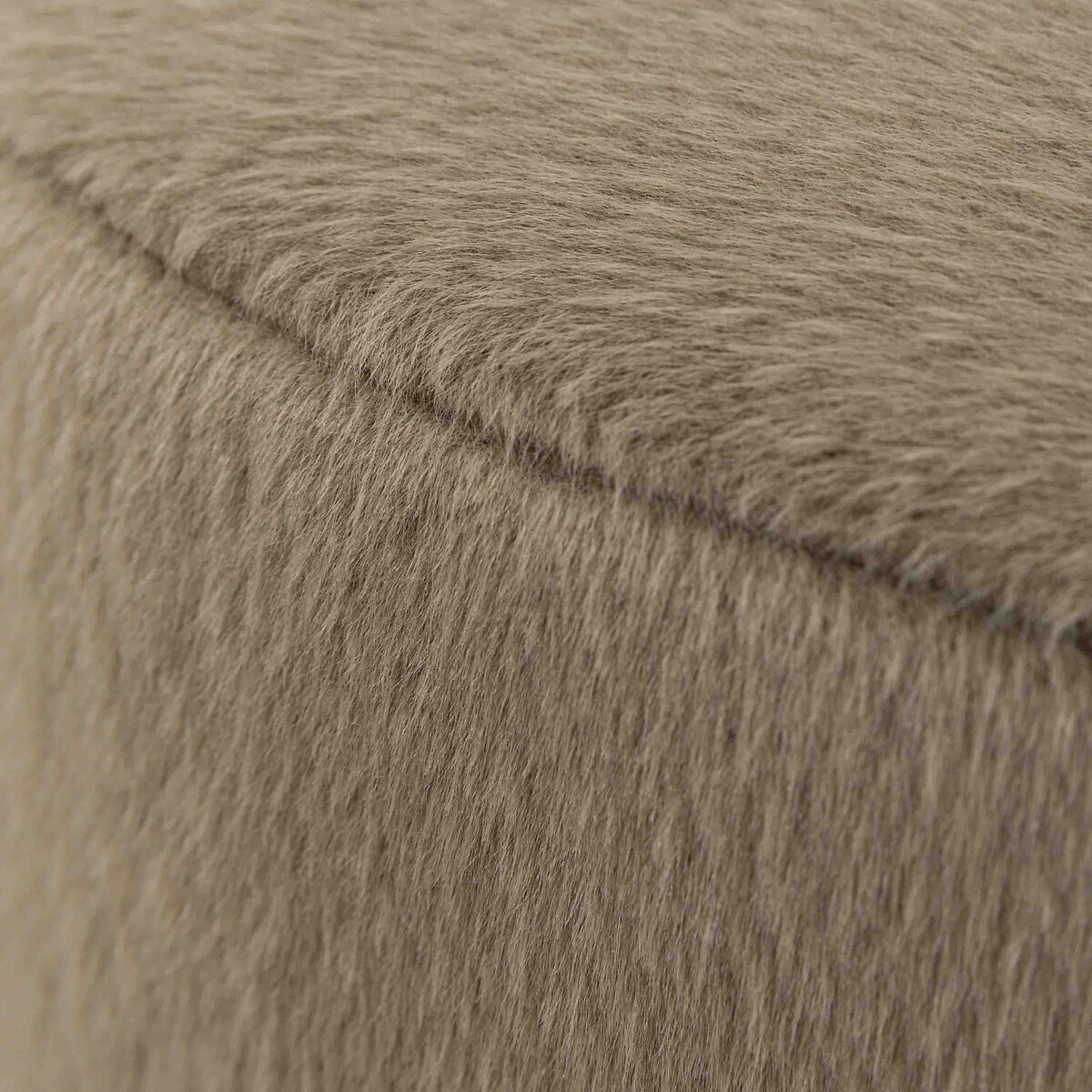 Tristan Faux Fur Footstool khaki, ÉDITÉ