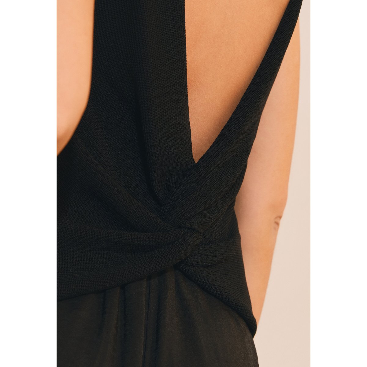 Pull sans manches avec dos nu SYLVIE PULL noir, ETAM