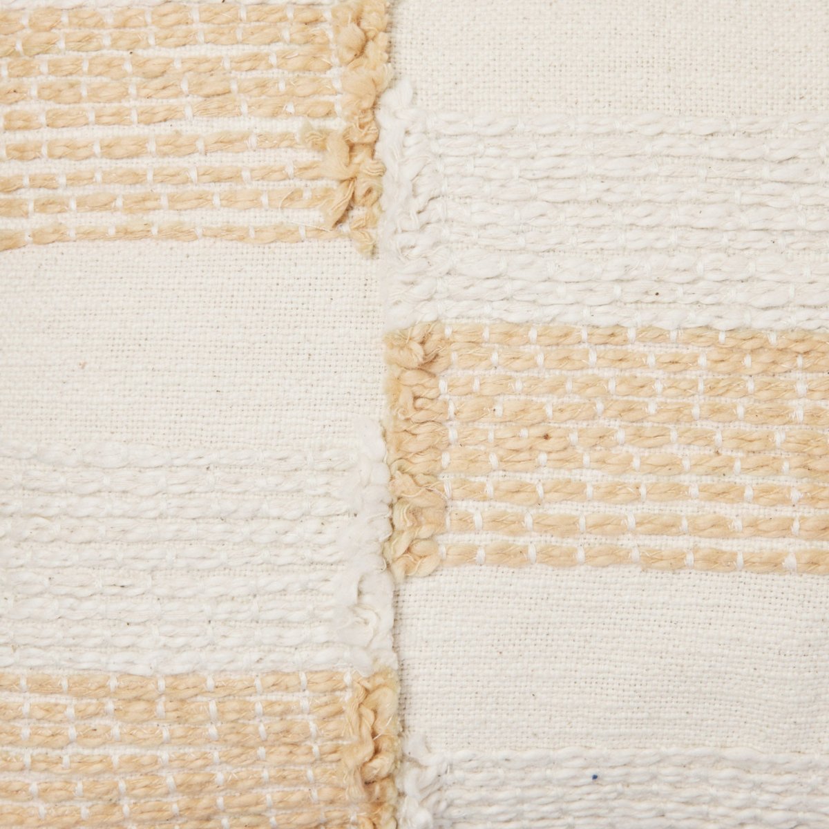 housse de coussin en Coton brodé à la finition frangée SILAS naturel, MADURA