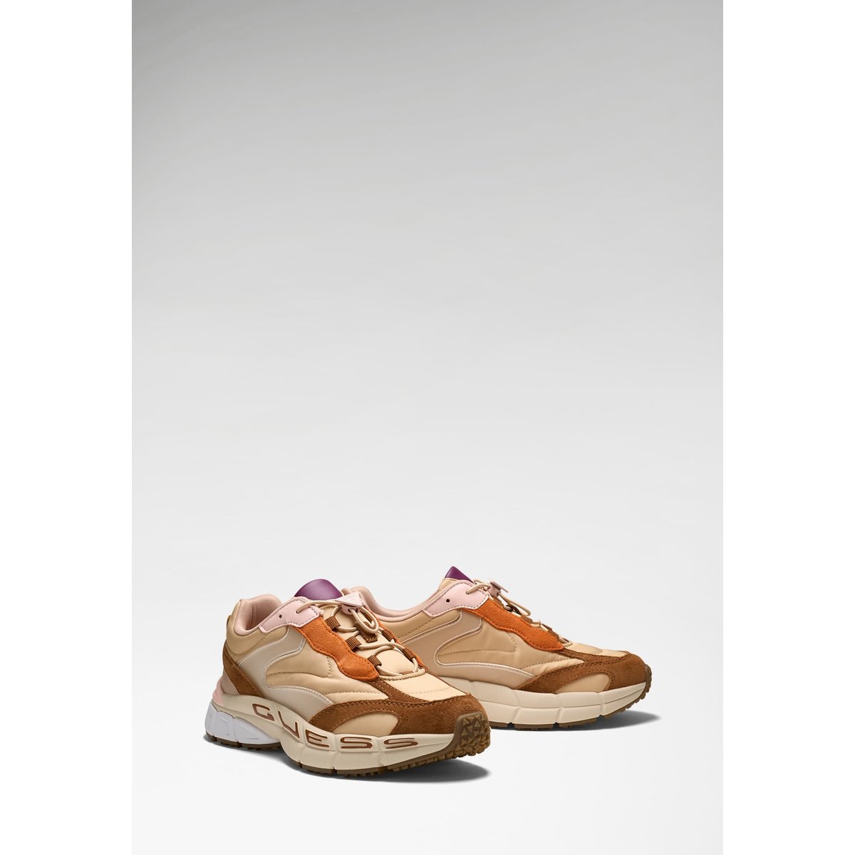 Chaussures De Course En Daim Bruzo marron, GUESS