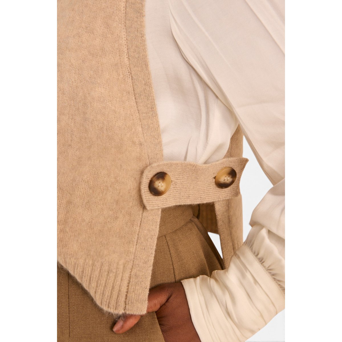 Cape sans manches en laine taupe clair REINE taupe clair, Maison 123