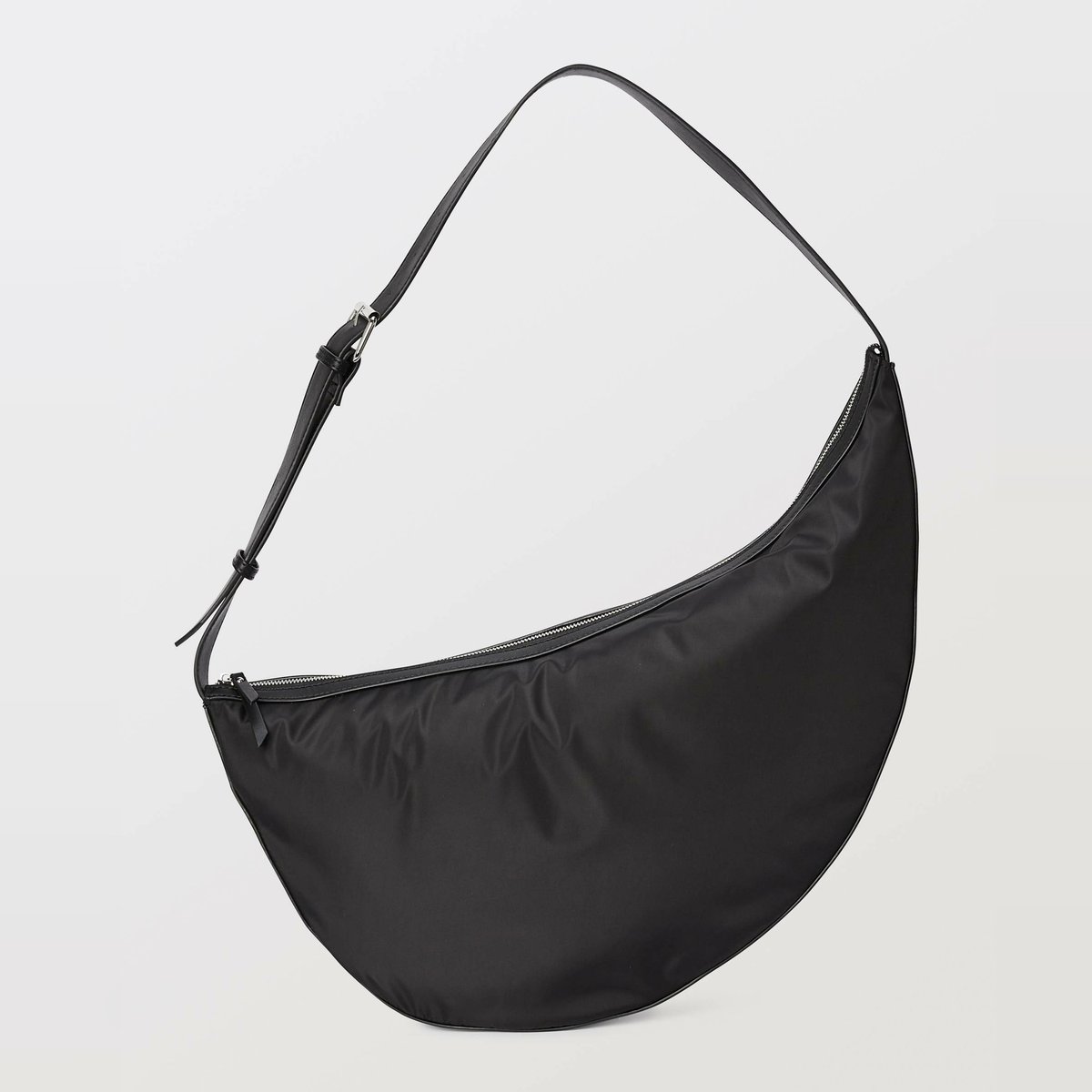 Sac asymétrique porté travers noir, MONOPRIX