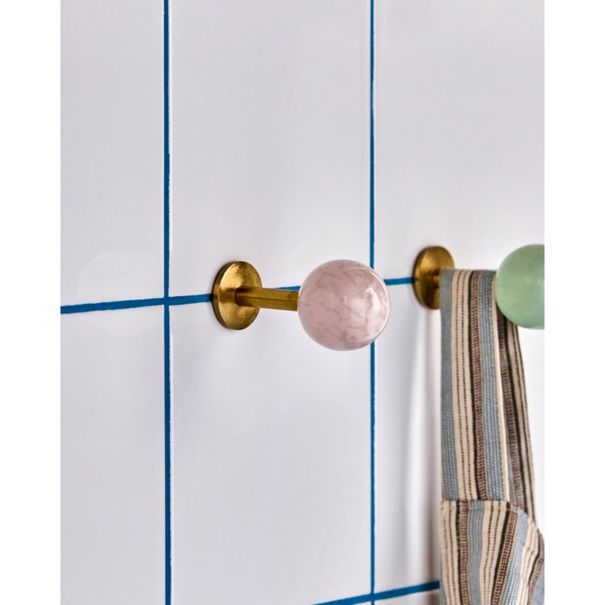 Lot de 2 patères Ball dia 2 cm rose, HOUSE DOCTOR