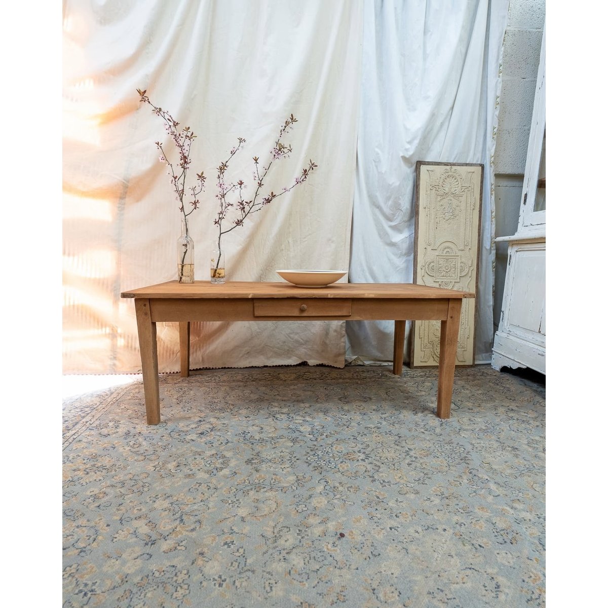 Table basse de ferme en bois Léonie N°799 - Bon état bois clair, DEBONGOUT