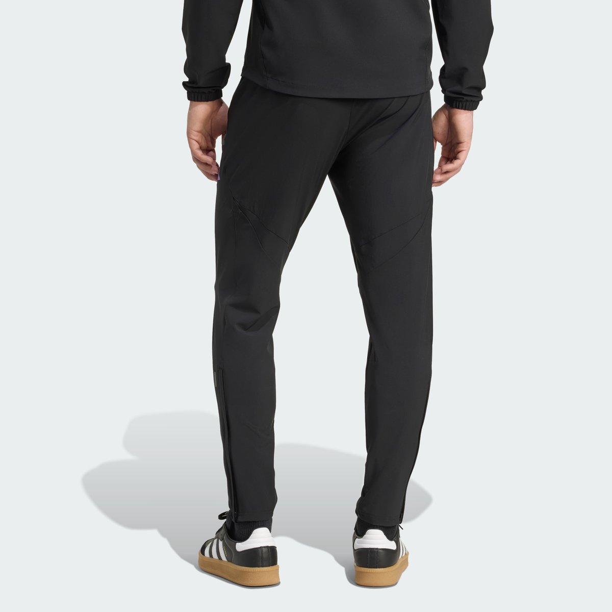 Manchester United Tiro 25 Competition Vis Tech Pantalon De Voyage Manchester United Tiro 25 Competition Vis Tech Pantalon De Voyage black / purple rush, adidas Performance