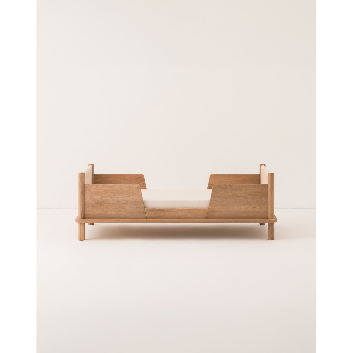 Ensemble Lit junior en bois de chêne massif et 2 barrières de sécurité LATITUDE oak wood, NOBODINOZ