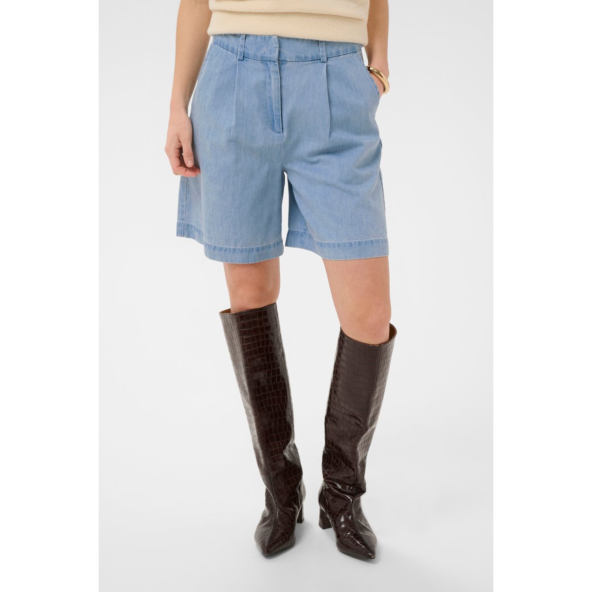 Shorts Casual bleu light blue denim, SOAKED IN LUXURY