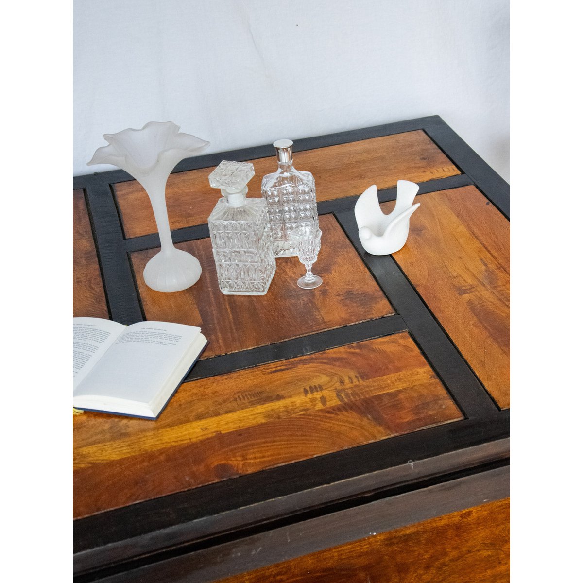 Table basse carrée en bois Donna N°649 - Bon état bois clair, DEBONGOUT