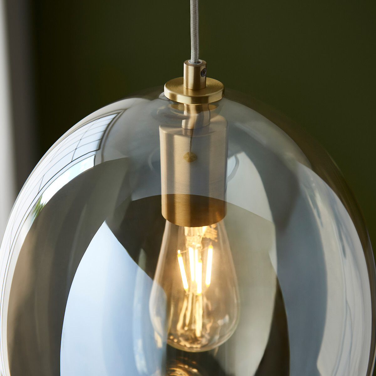 Zelda Shaped Glass Pendant champagne, ÉDITÉ