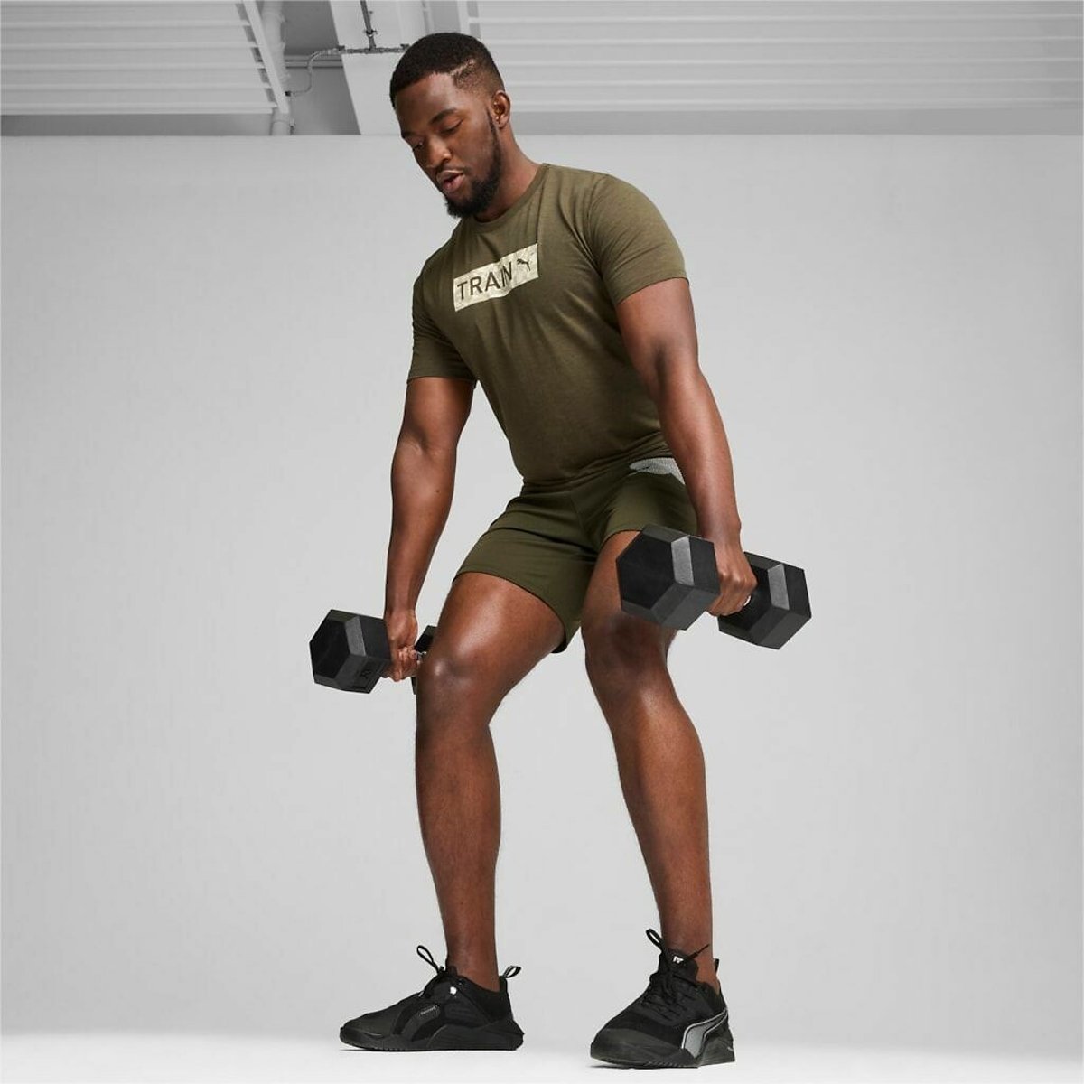 T-shirt de training graphique vert olive foncé, PUMA