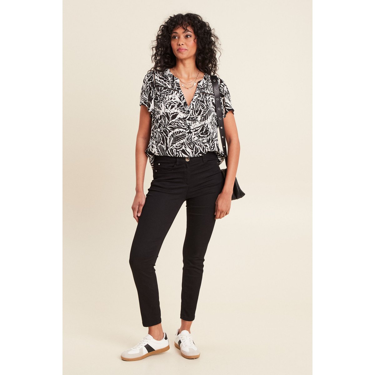 Blouse manches courtes noir, BREAL