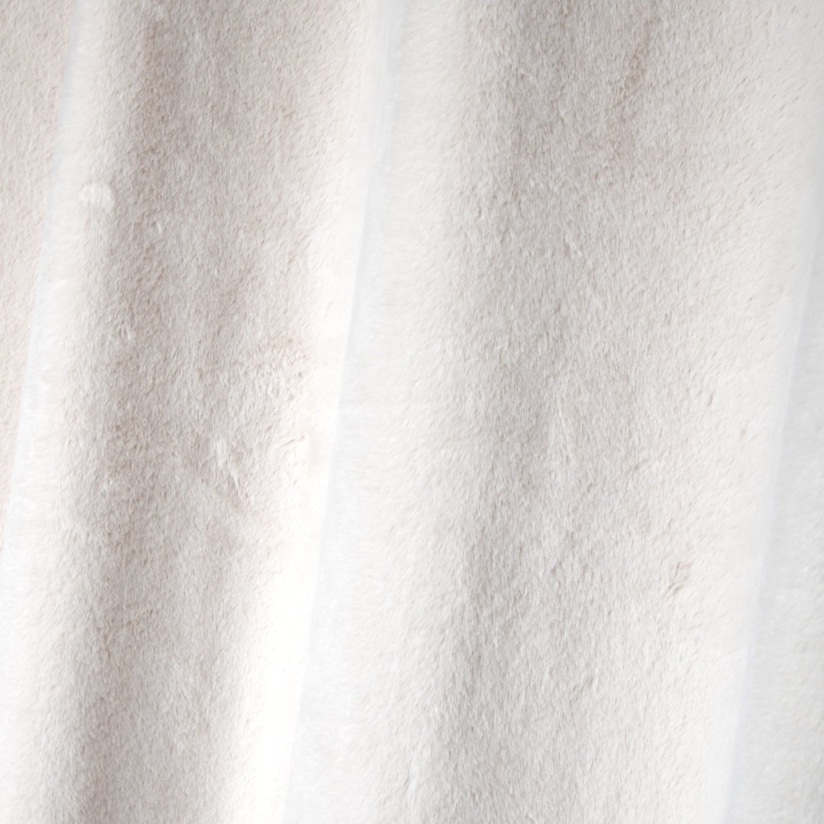 Rideau tamisant en imitation fourrure beige, LOVELY CASA