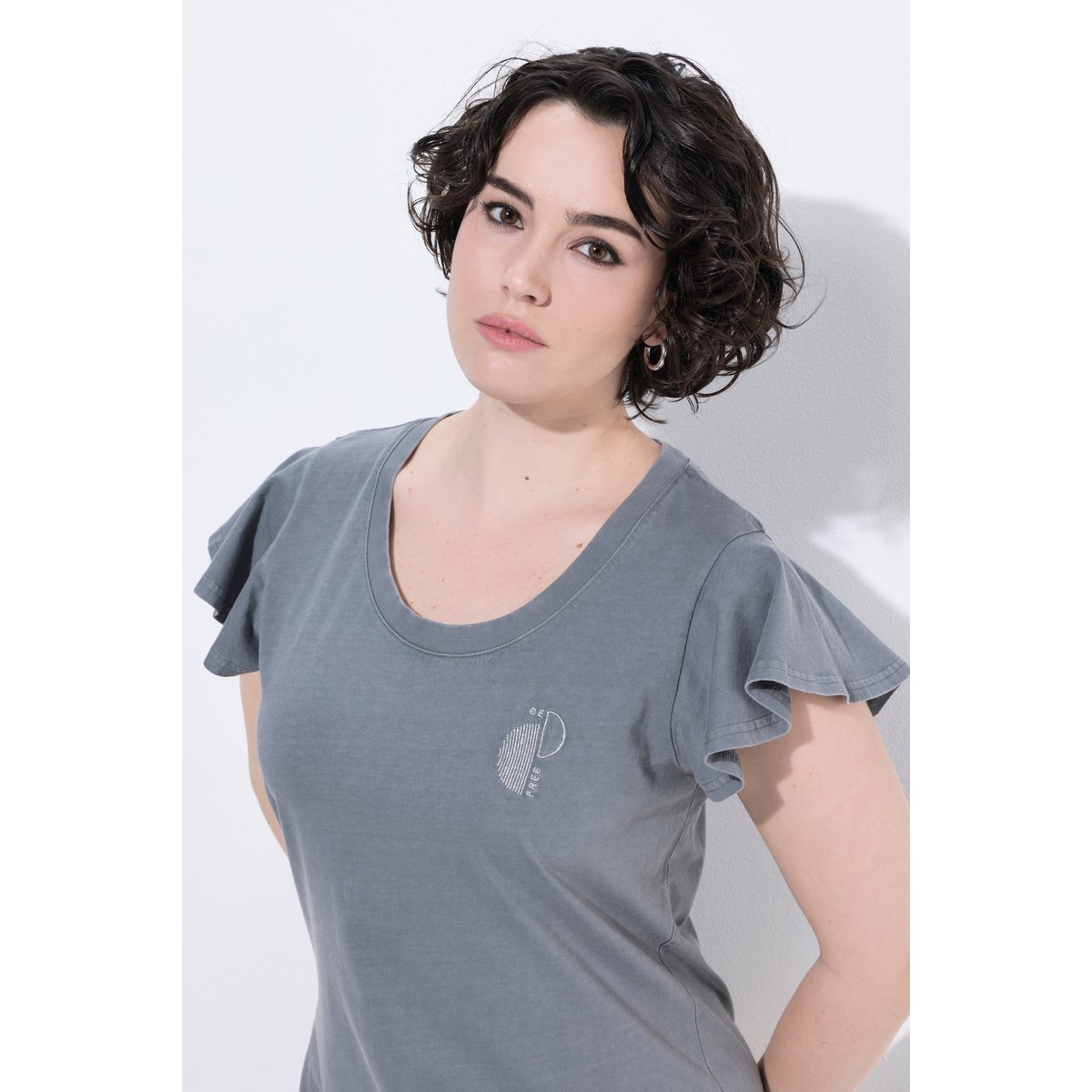 Robe maxi avec petite broderie, coupe évasée gris, ULLA POPKEN