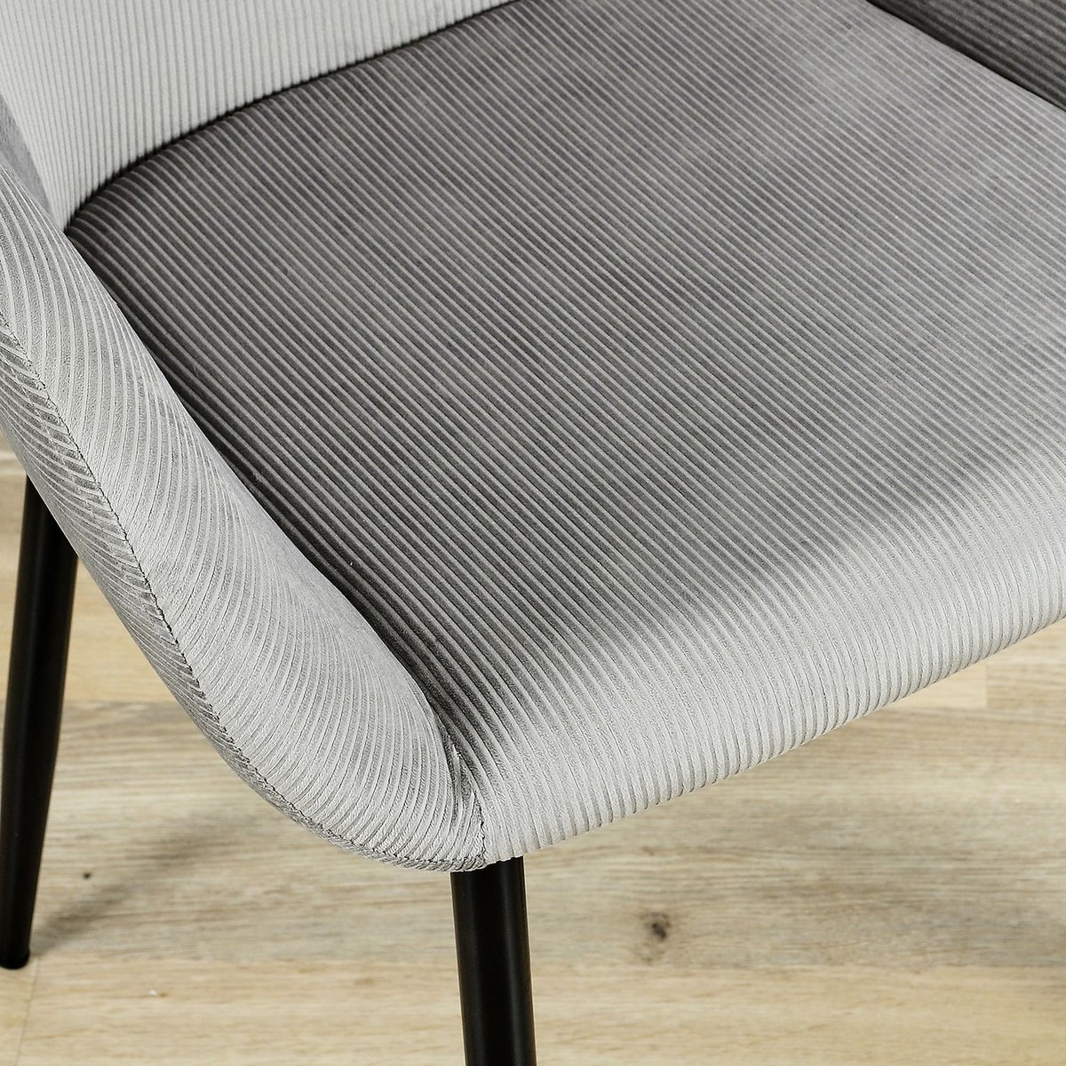 Lot de 2 fauteuils de table en velours GIULIA gris foncé, TOILINUX