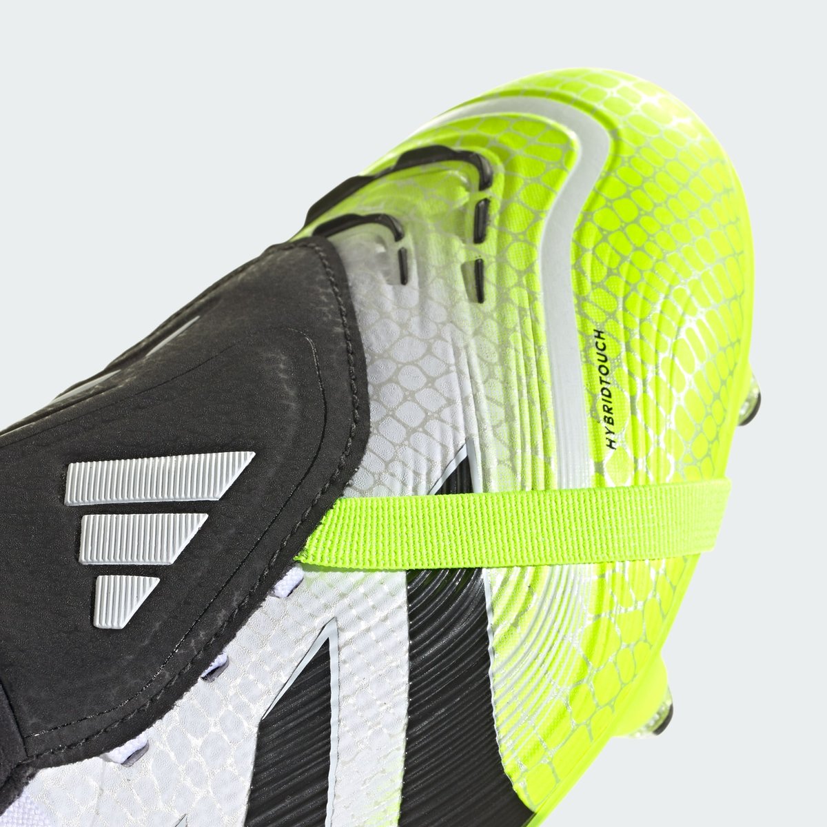 Chaussure Languette Rabattue Predator Pro Terrain Gras Chaussure Languette Rabattue Predator Pro Terrain Gras cloud white / core black / lucid lemon, adidas Performance
