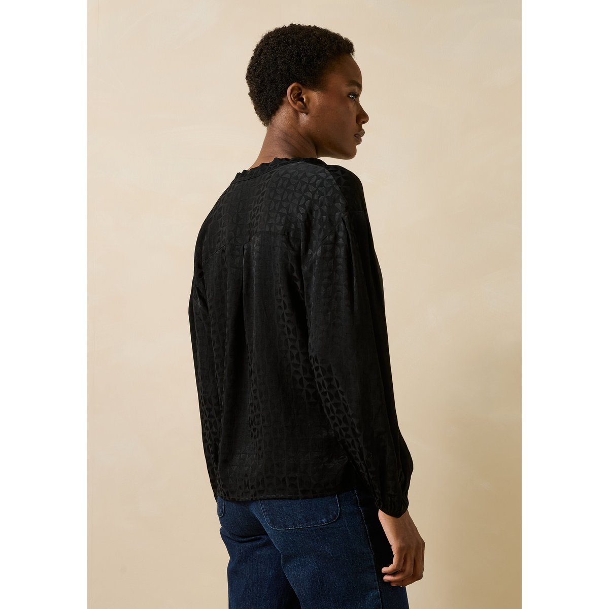 Blouse manches longues col lavallière noir, LA FEE MARABOUTEE