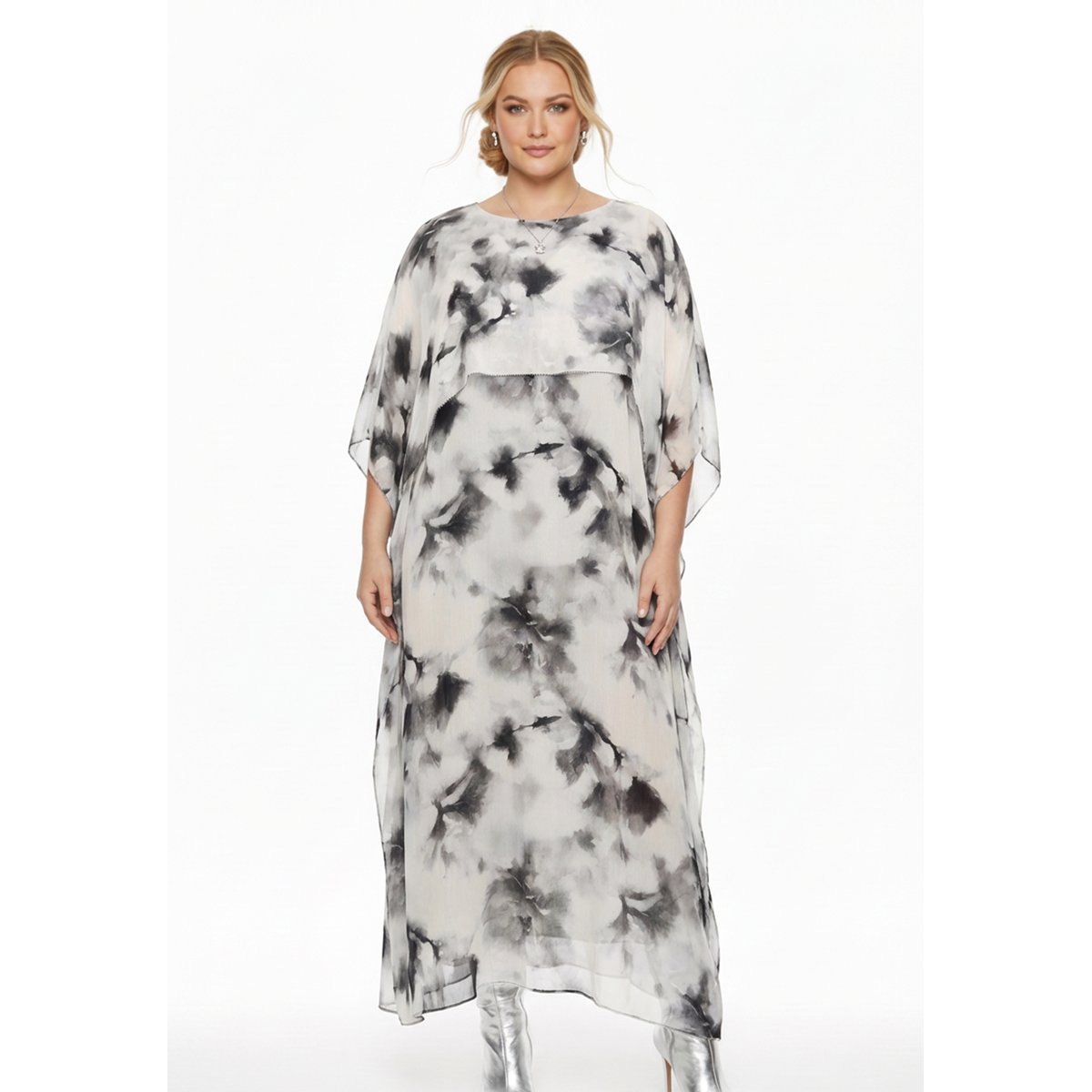 Robe avec manches longues écru, YOEK