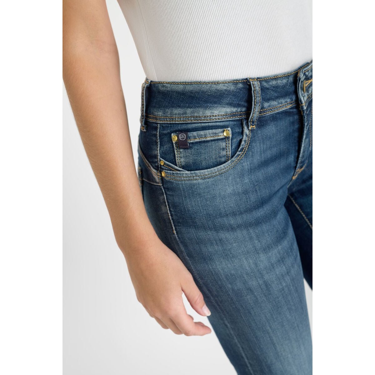 Jeans push-up droite PULP, longueur 34 blue, LE TEMPS DES CERISES