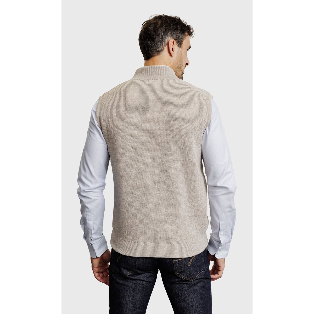 Gilet sans manches matelassé en laine mérinos 2 fils beige, ACROSS