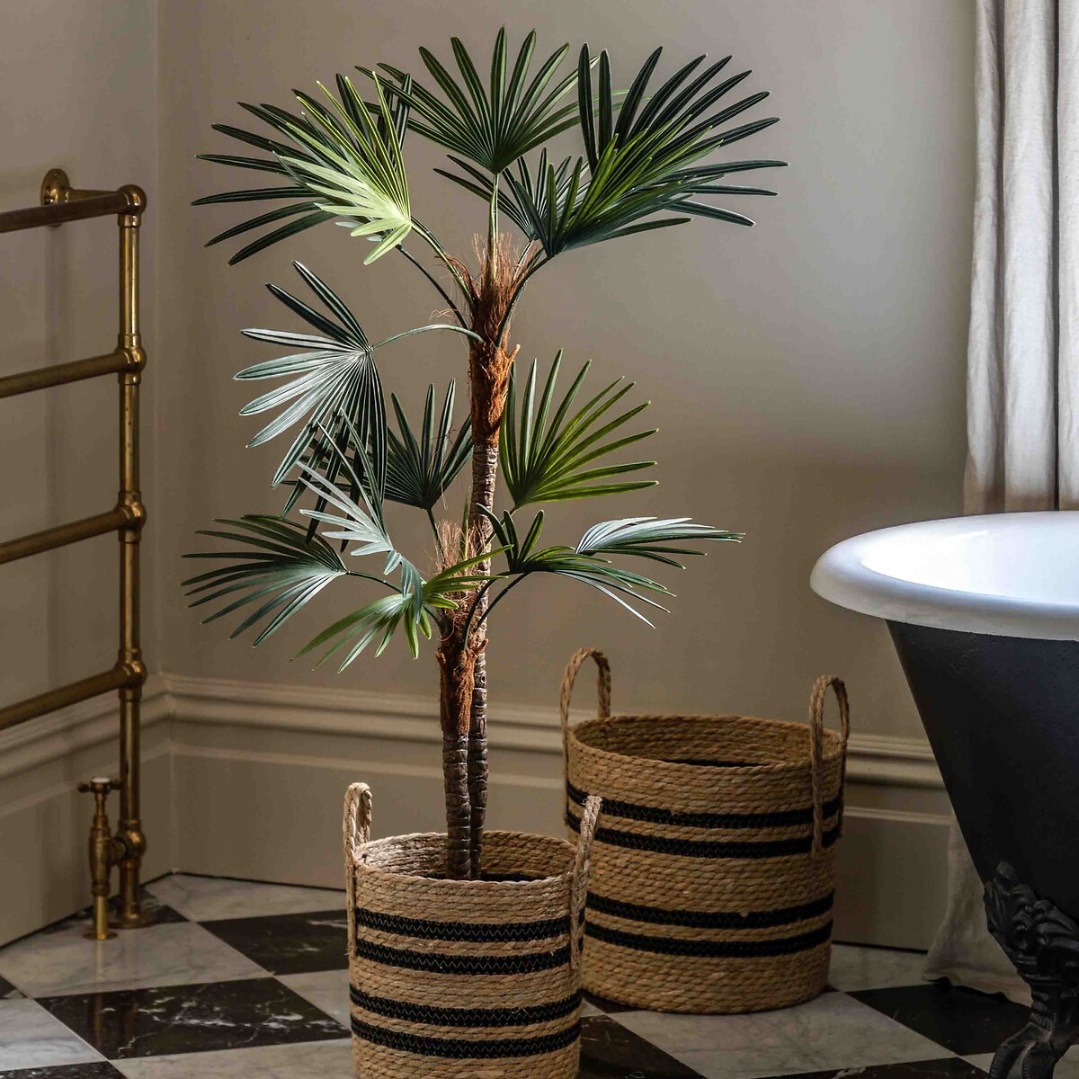 152cm Faux Potted Statement Palm Plant grey, ÉDITÉ