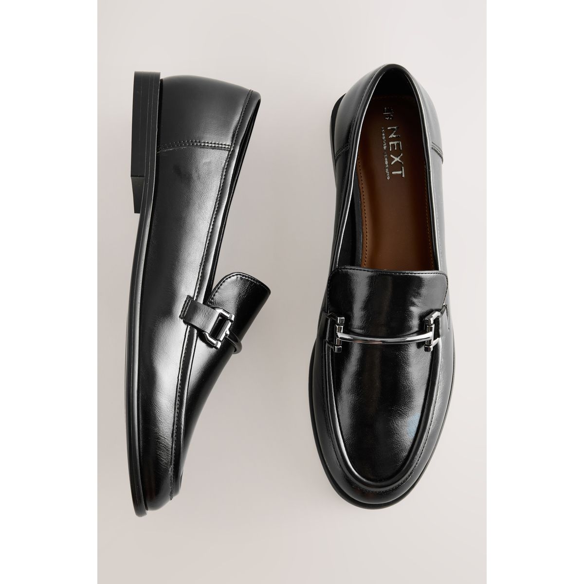 Mocassins à bout rond et liseré noir, NEXT