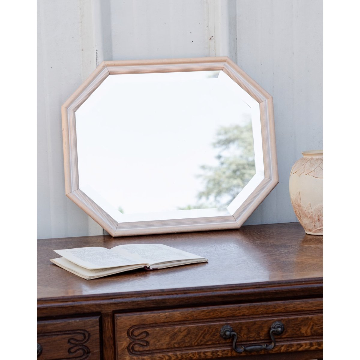 Miroir octogonal en bois beige nude Georges N°1360 - Bon état beige, DEBONGOUT