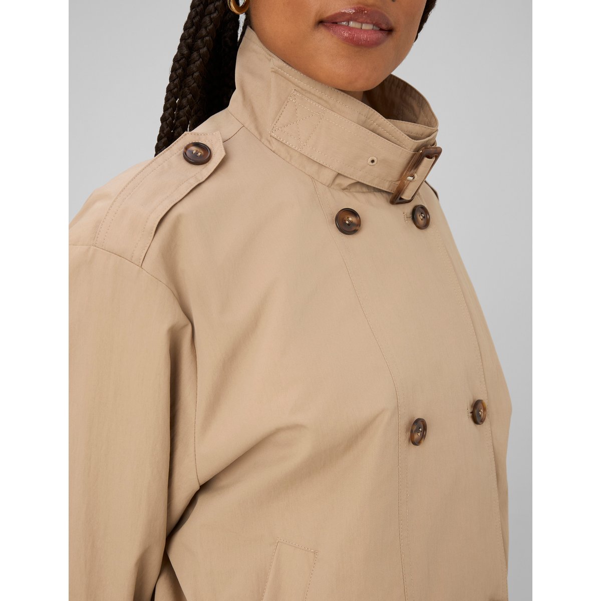 Trench court brown, BZB