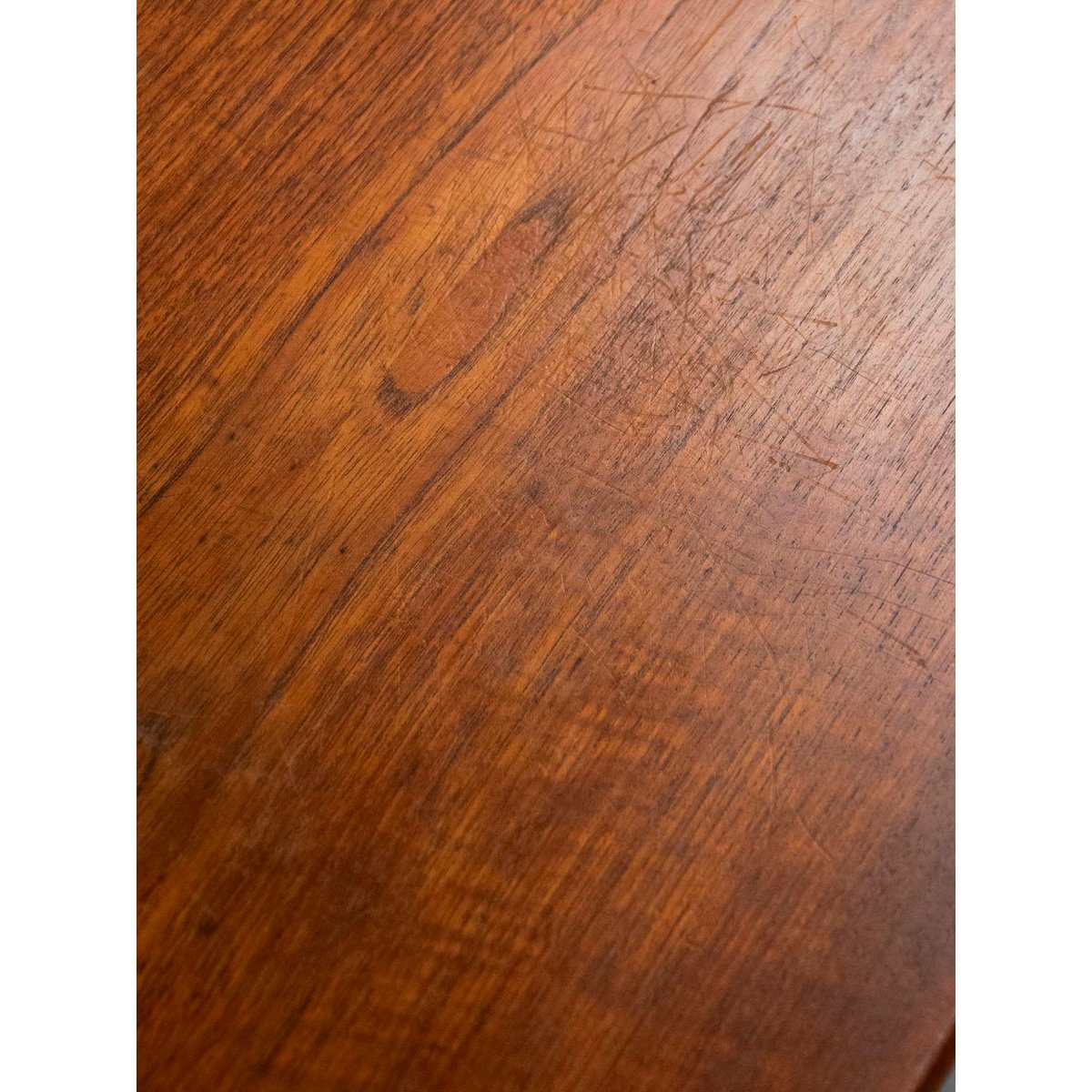 Table basse au style scandinave Donna N°1548 - Bon état bois foncé, DEBONGOUT