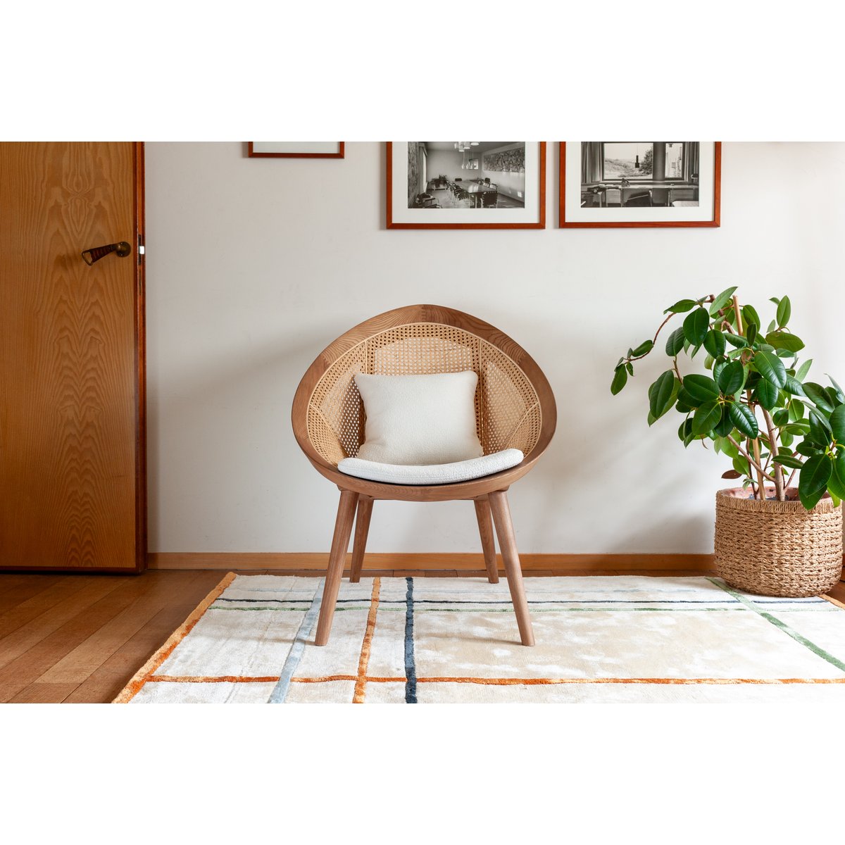 Fauteuil en frêne massif et osier COCON marron clair, PRODUIT INTERIEUR BRUT