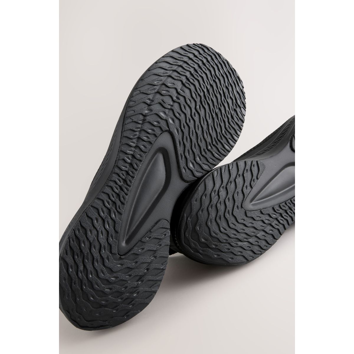 Baskets en maille noir, NEXT