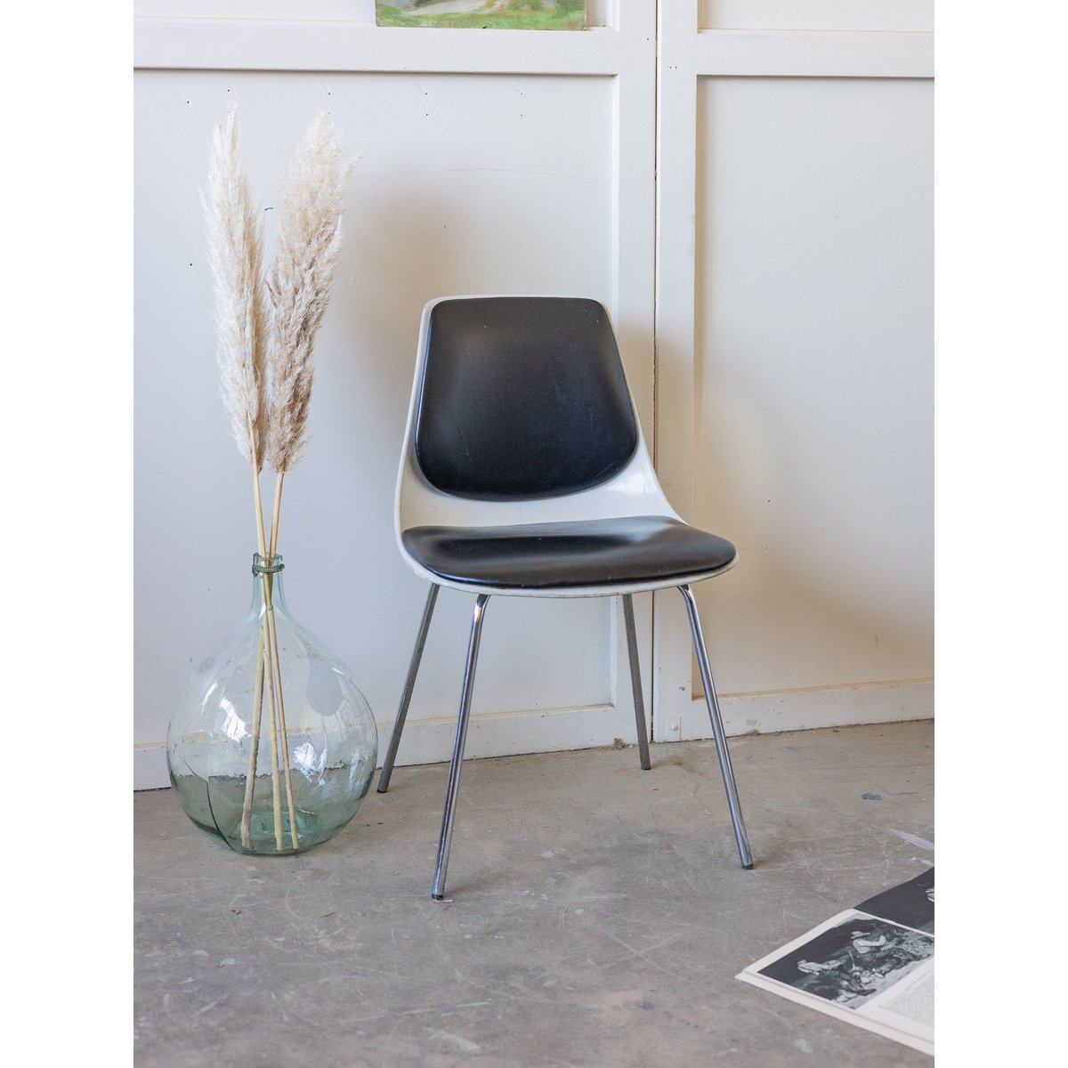 Chaise années 70 Alma N°1946 - Bon état noir, DEBONGOUT