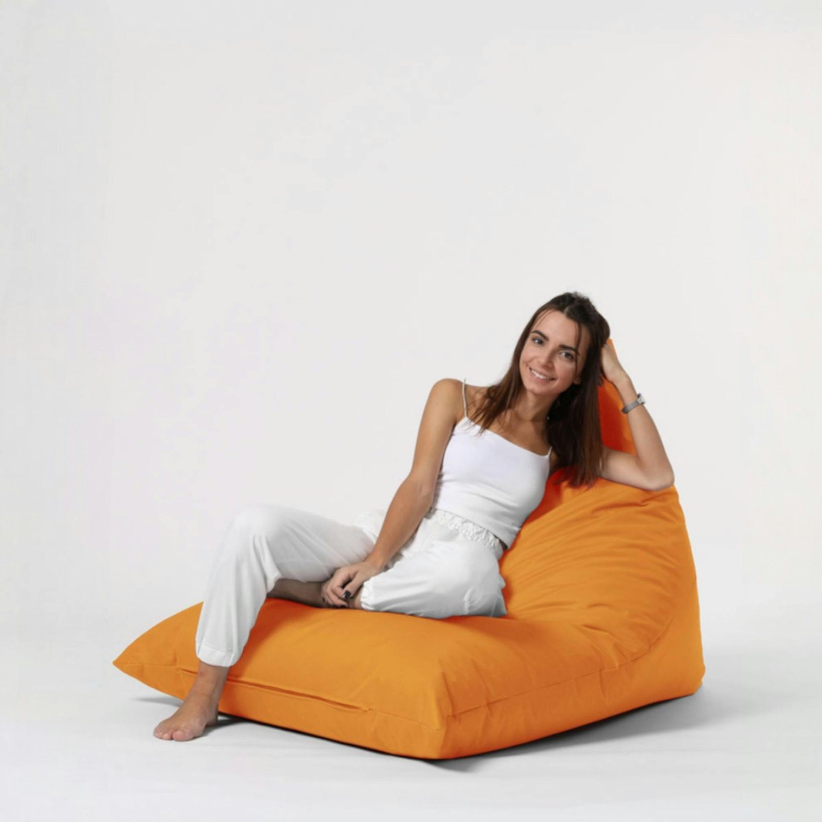 Pouf berlingot pour jardin et terrasse ARTA orange, PIER IMPORT