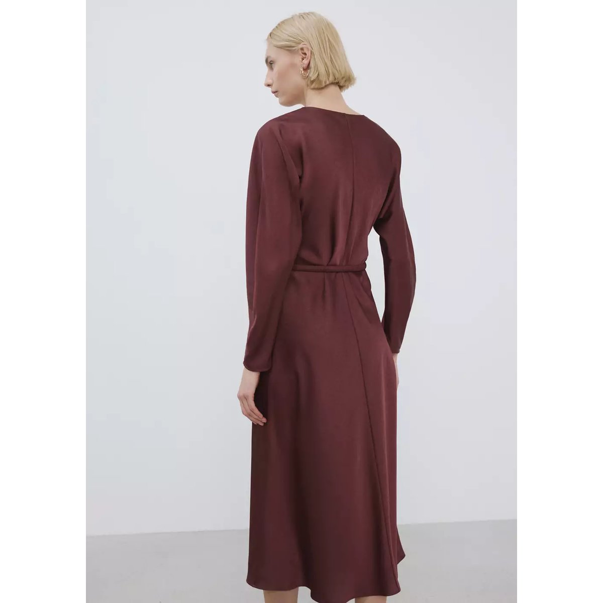Robe ceinture col en V grenat, MANGO