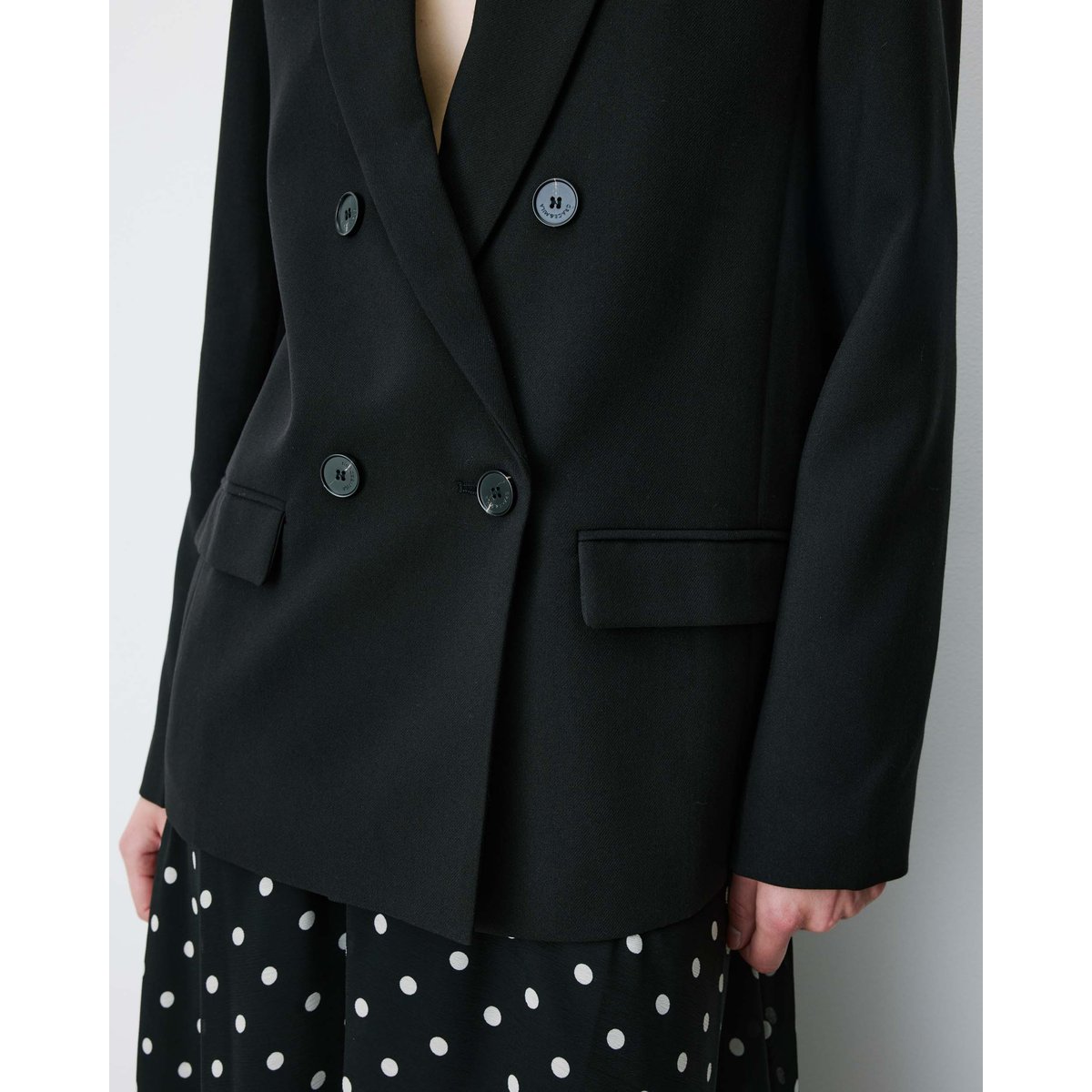 Blazer droit à boutonnage croisé blush Noix noir, GRACE AND MILA