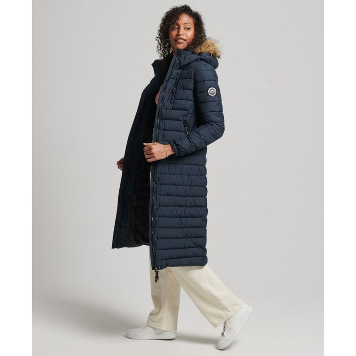 Doudoune longue et légère à capuche avec imitation fourrure bleu marine éclipse, SUPERDRY