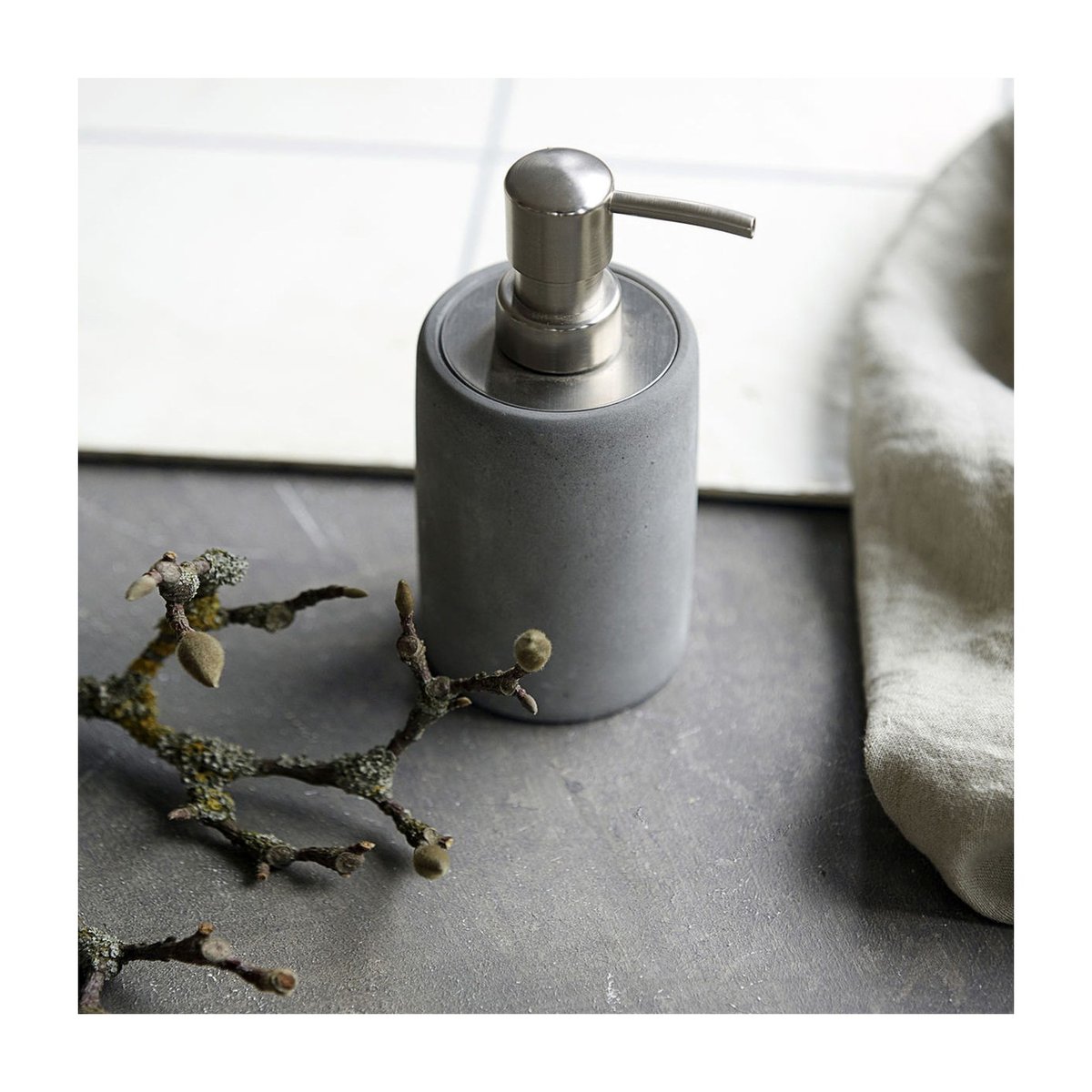 Distributeur de Savon Cement gris, HOUSE DOCTOR