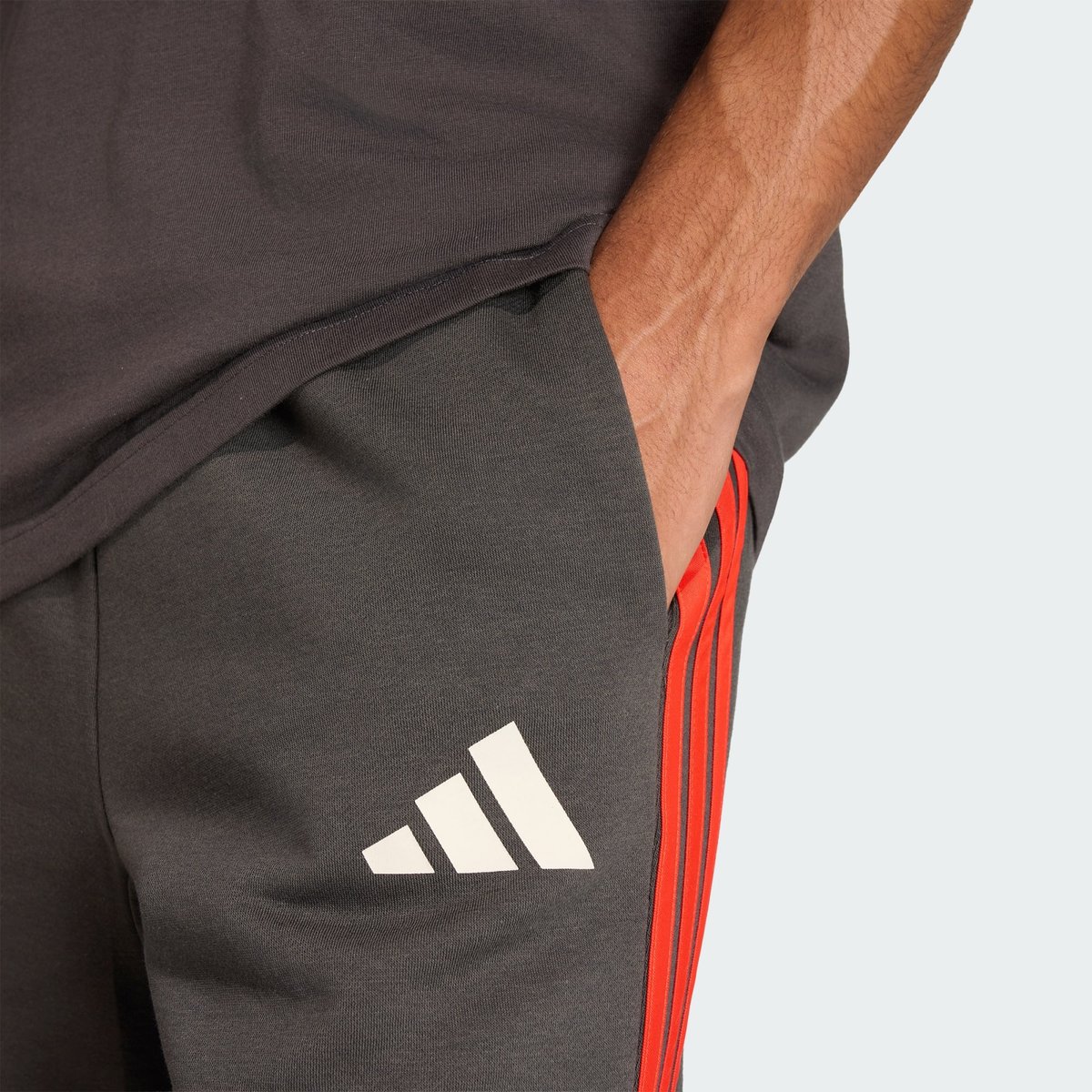 Short Audi Revolut F1 Team Dna Short Audi Revolut F1 Team Dna utility black, adidas Performance