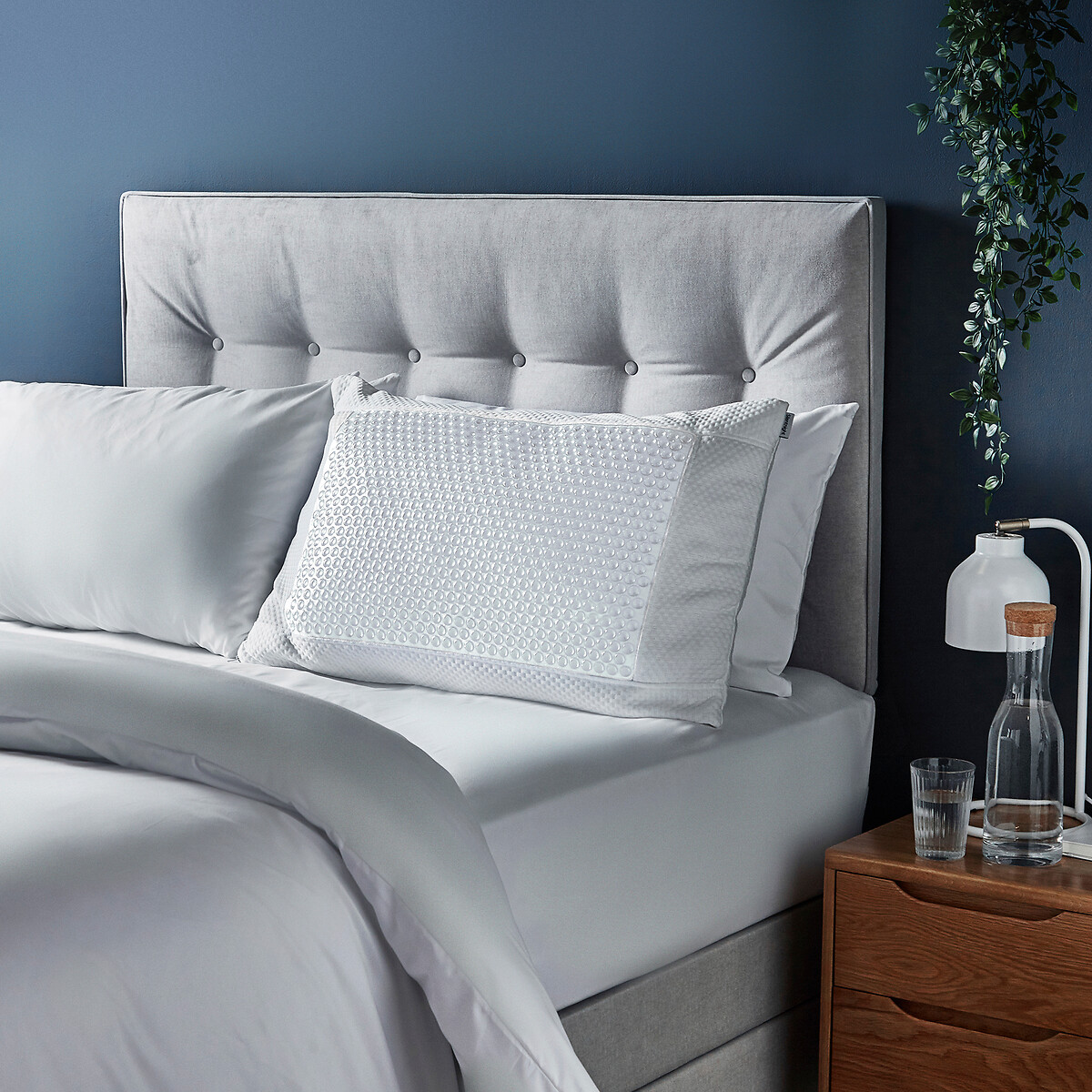 Wellbeing Collection Cool Touch Pillow white, SILENTNIGHT