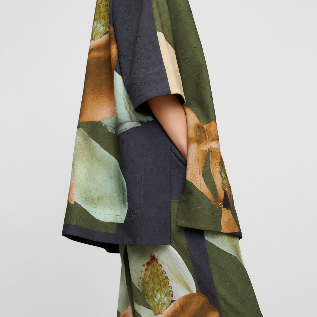 Chemise oversize et col italien imprimé fleurs, ADOLFO DOMINGUEZ