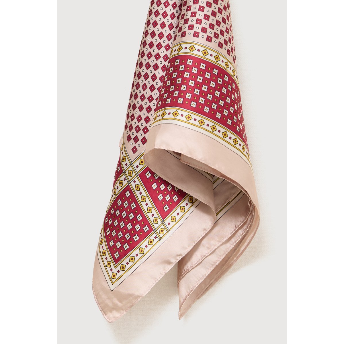 Foulard satiné rouge, BONOBO