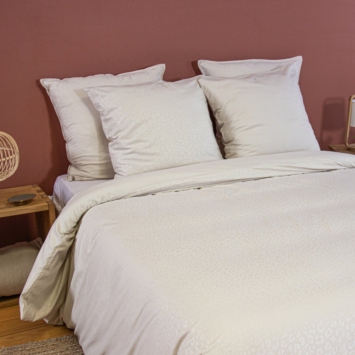 Parure de lit 3 pièces léopard microfibre housse + taies crème, COTE DECO
