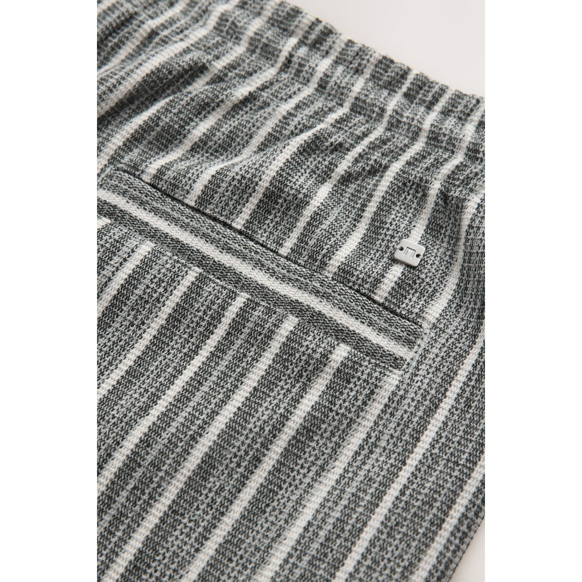 Short texturé en jersey à rayures noir, NEXT