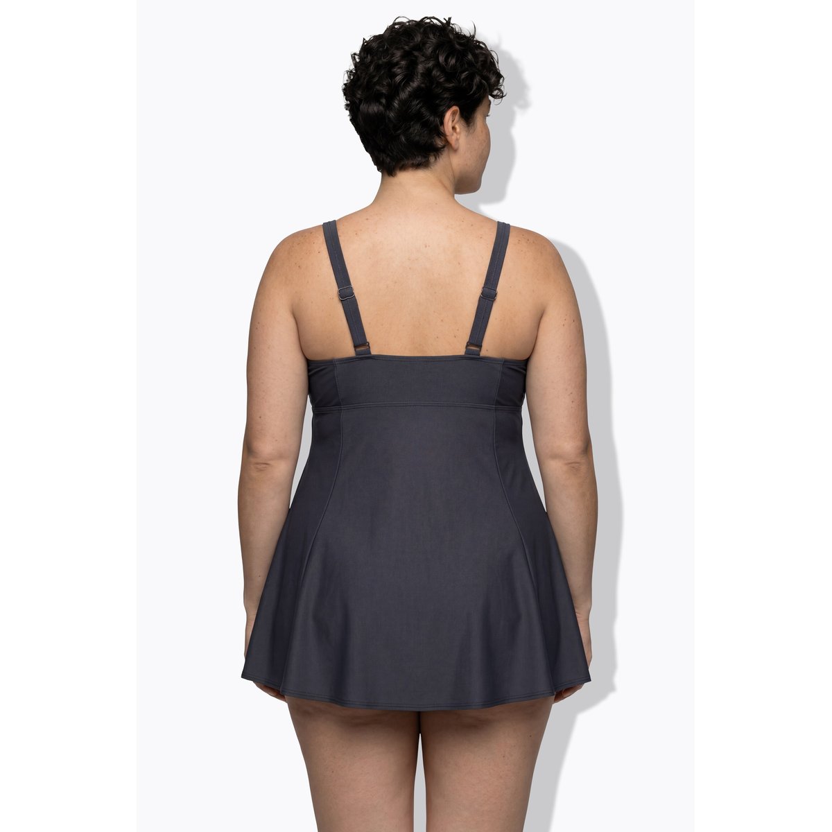 Robe de bain à pois, bonnets souples marine, ULLA POPKEN