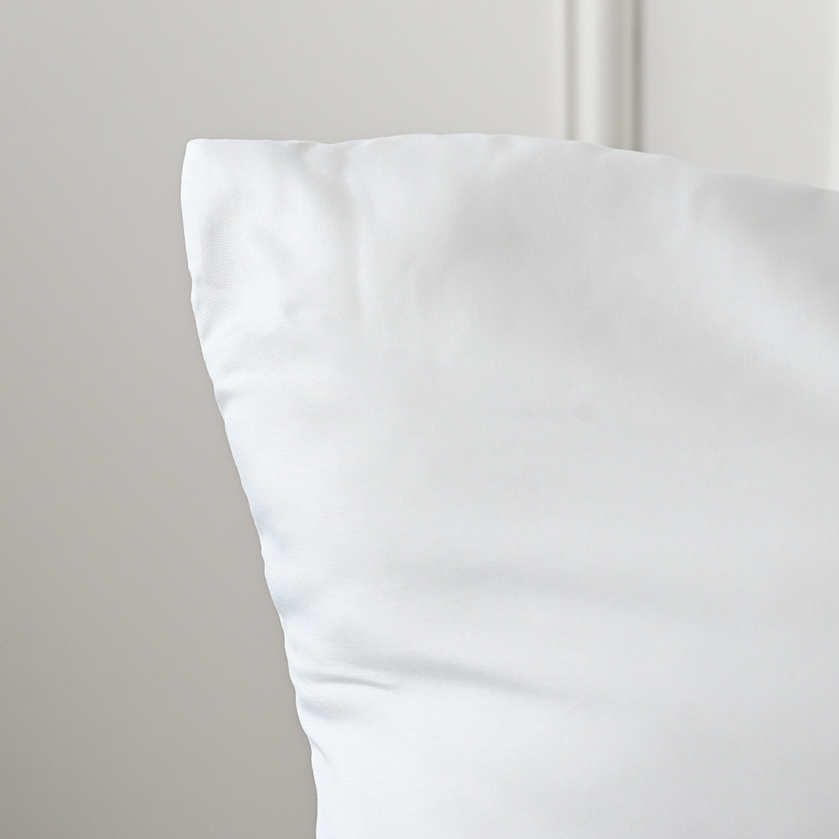 Pack couette 200x200 cm + 1 oreiller COURCHEVEL blanc, SENSEI MAISON
