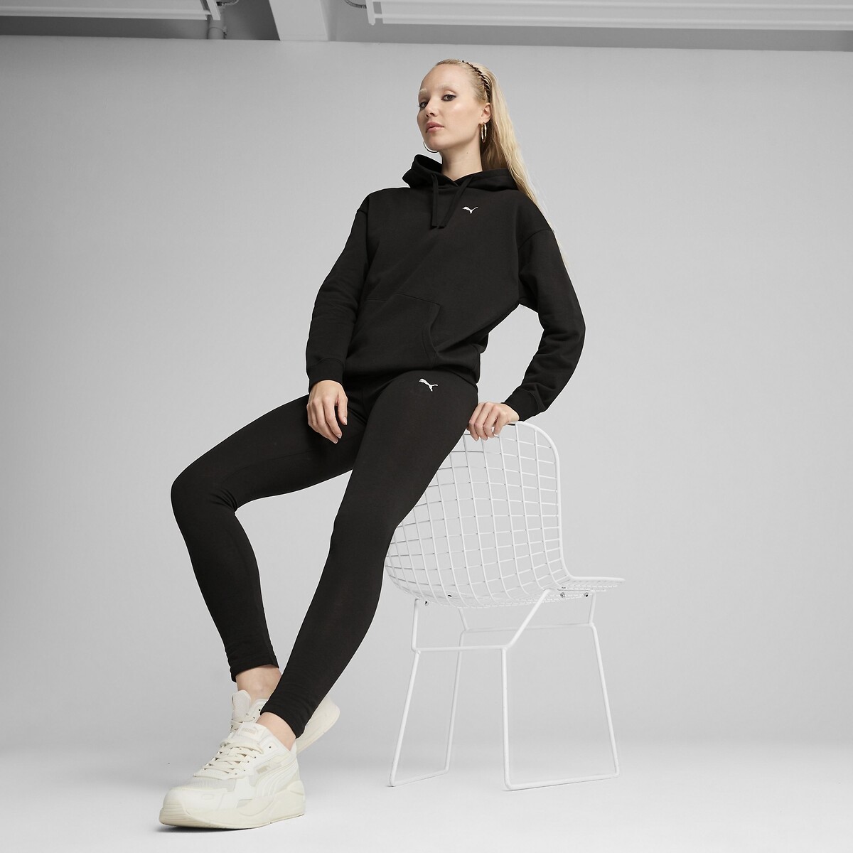 Sudadera con capucha ESSENTIAL RELAXED negro, PUMA