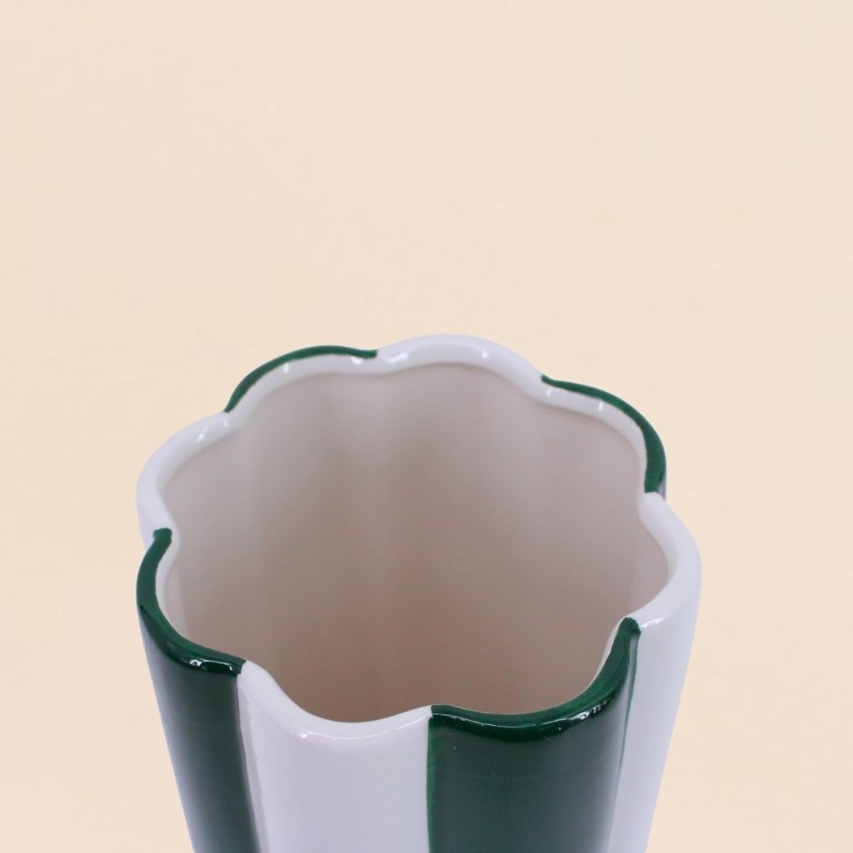 Vase en céramique à rayures, H27cm vert, ORNAMI