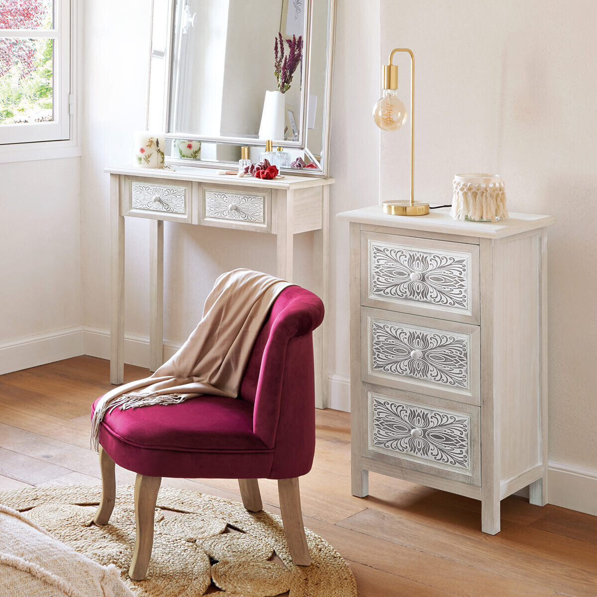 Commode 3 tiroirs en bois motifs embossés HINA blanc, ATMOSPHERA